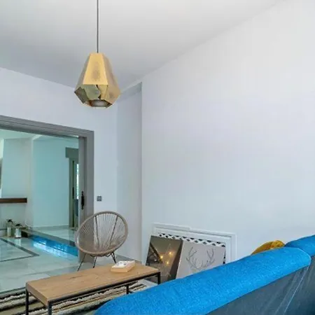 Hotel In 4*